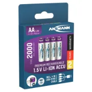 Embalagem de pilhas recarregáveis Ansmann com quatro pilhas e um cabo USB-C de quatro saídas. Embalagem permite pendurar.