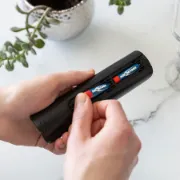 Ideal para uso diário como comandos, relógios, entre outros