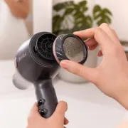 Permite a limpeza de cotão acumulado