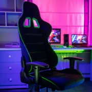 Lâmnpada RGB indicada para gamers