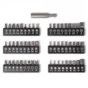 A embalagem vem equipada com 55 ponteiras diferentes e um adaptador porta pontas