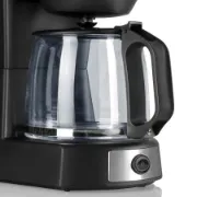 Jarro de vidro que aquece o café até 40 minutos graças à base de aquecimento