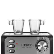 Placa de inox para pré-aquecimento das chávenas de café no topo da máquina