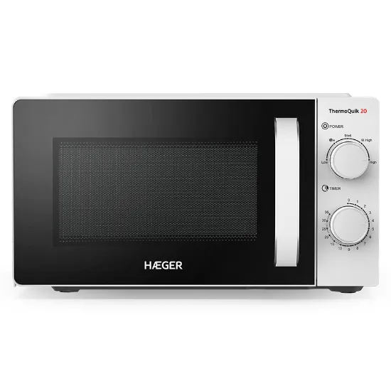 Micro-ondas branco HAEGER Thermoquick de 20 litros e 700W de potência com seletores manuais rotativos.