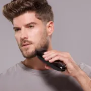 Medida de corte ajustável em incrementos de 0,1 mm até 175 posições